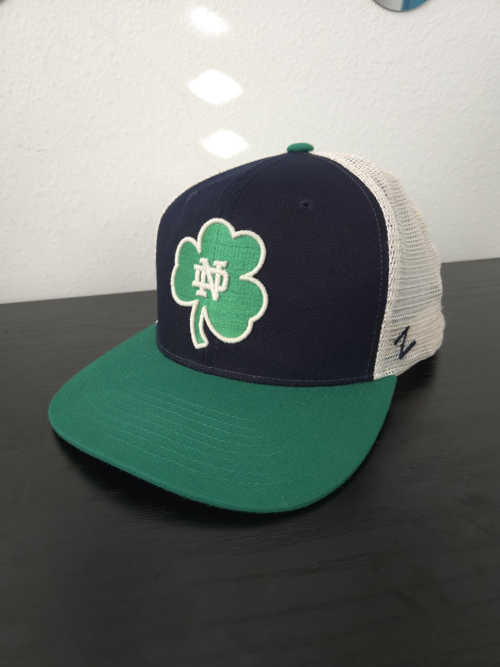 Top of the World Notre Dame Fighting Irish Shamrock Trucker Hat Snapback Green